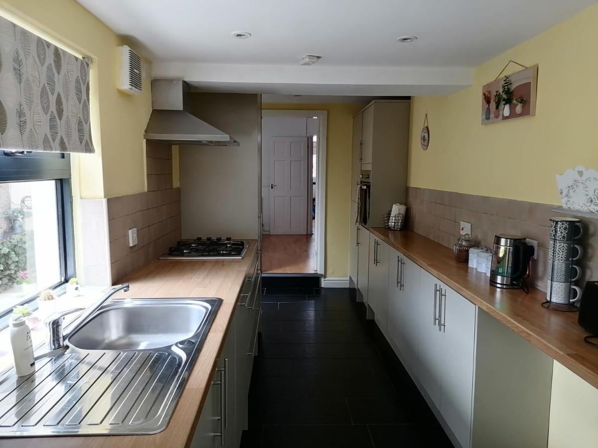 Tynant House- Modern 3 Bed House- City Centre And Free Parking Кардіфф Екстер'єр фото